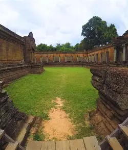 Beng mealea temple